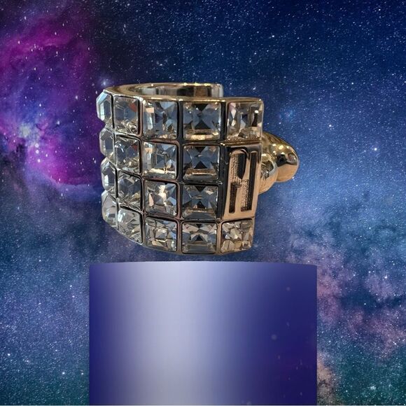 Elegant FENDI Silver Crystal Ear Cuff - Picture 2 of 7